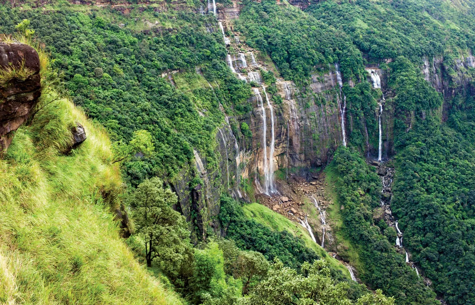 Seven-Sisters-Falls-Cherrapunji-India